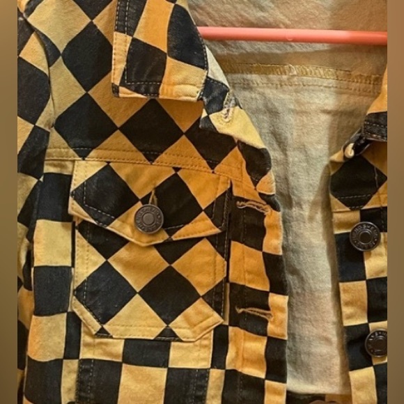 Black Yellow Checkered Cropped Jacket Button Close Button Cuffs Pockets Girls, 7 - Picture 2 of 3
